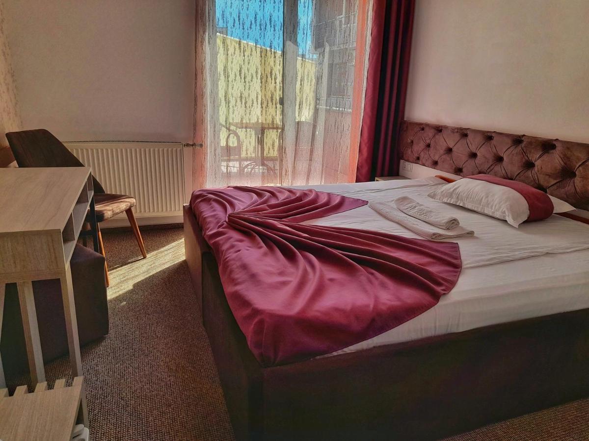 Hotel Alexis Cluj-Napoca Extérieur photo
