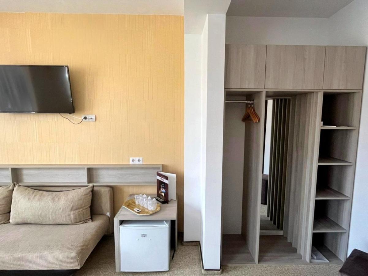 Hotel Alexis Cluj-Napoca Extérieur photo