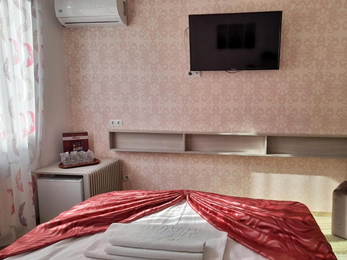 Hotel Alexis Cluj-Napoca Extérieur photo